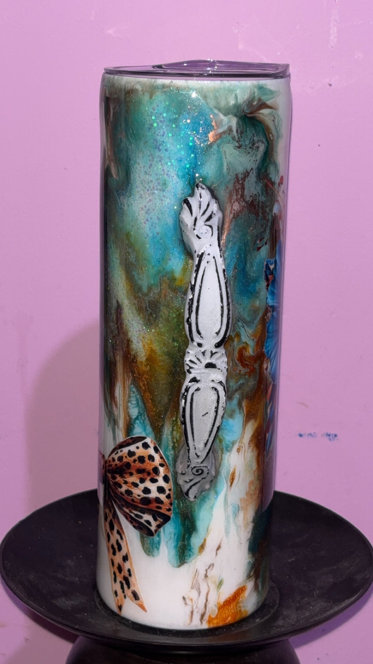 30oz Blue Cheetah Flower with handle