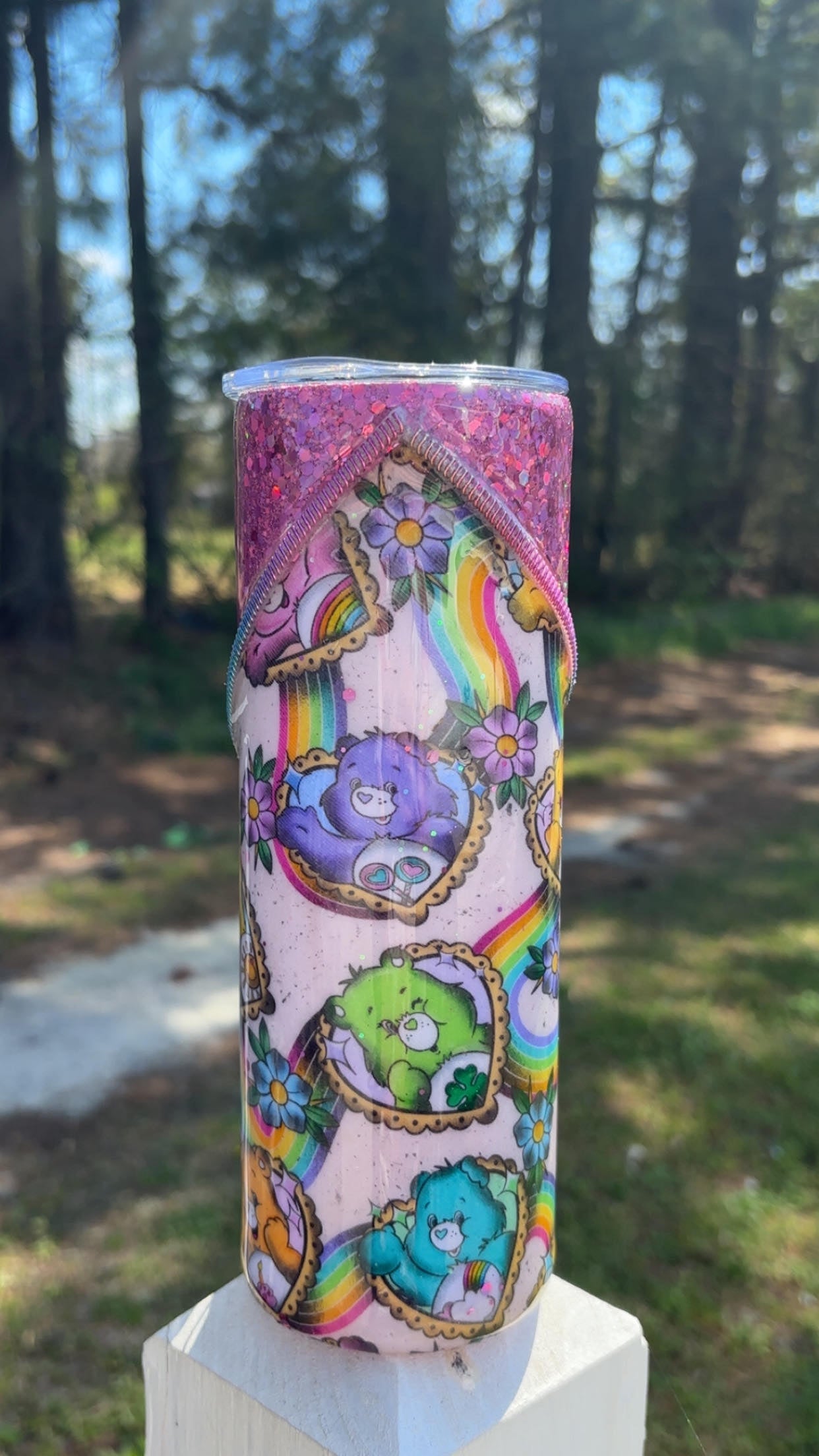 20oz Epoxy Resin Zipper Care Bears