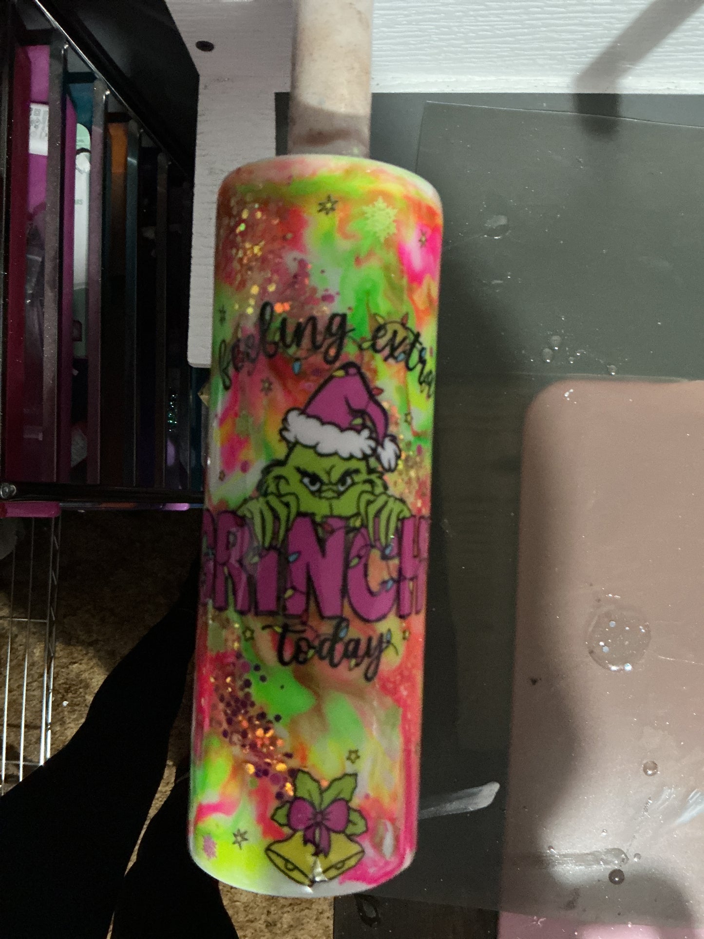 20oz Glow Feeling Grinchy
