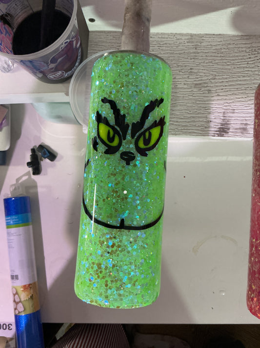 20oz Glow in Dark Grinh