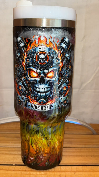 40oz Ride or Die Skull Fire bottom does glow